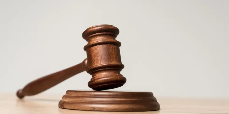 Kein versuchter Mord: Freispruch und Entschädigung für erlittene Untersuchungshaft Kein versuchter Mord: Freispruch und Entschädigung für erlittene Untersuchungshaft