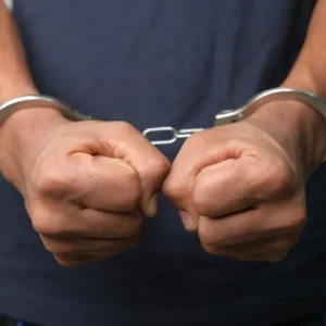 Erfolgreiche Revision: Freiheitsstrafe nach drei Instanzen zur Bewährung ausgesetzt Erfolgreiche Revision: Freiheitsstrafe nach drei Instanzen zur Bewährung ausgesetzt